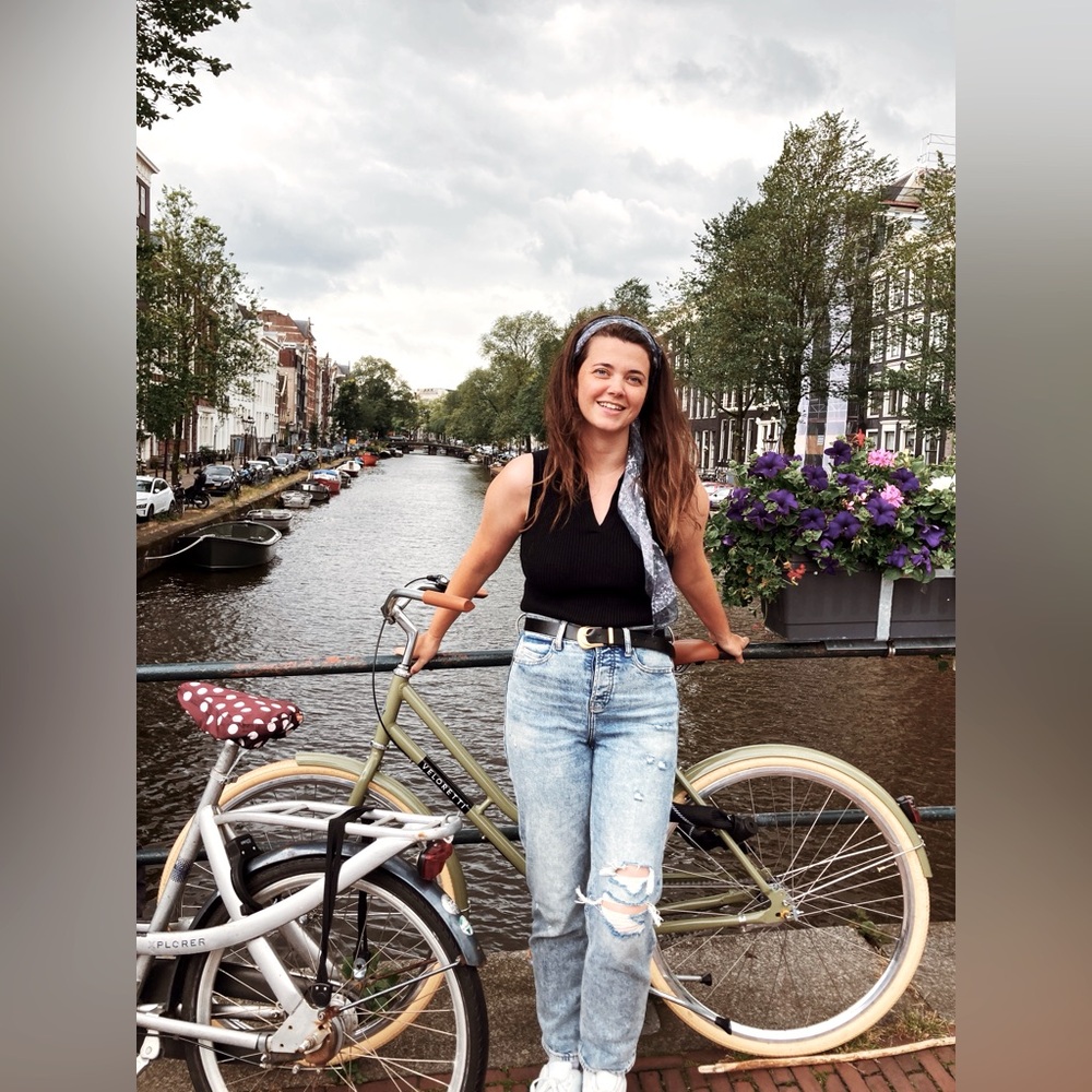Meet your Posher, Marissa